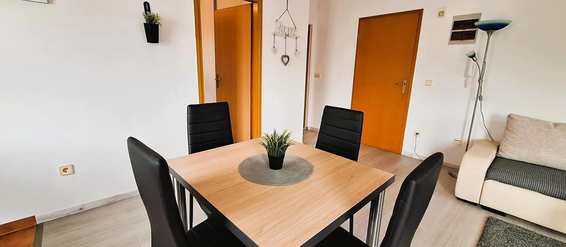 Bright & Cozy Medulin Apartments